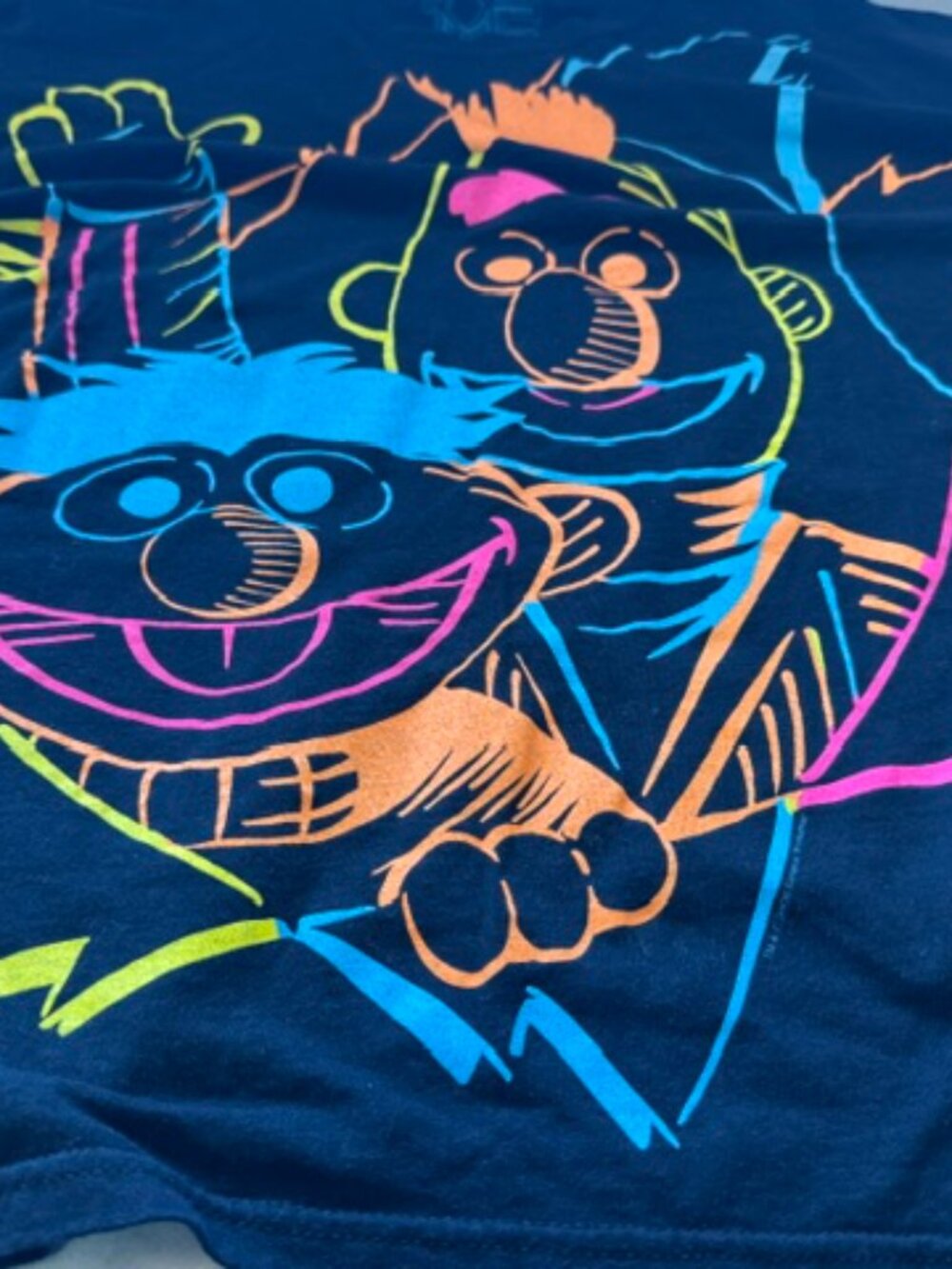 Sesame Street Bert & Ernie Neon Graphic T-Shirt XL - 2008 Mighty Fine - Picture 8 of 10